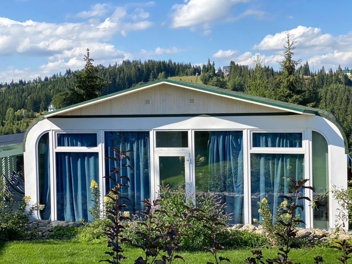 Space Place Jablunyzja Exterior foto