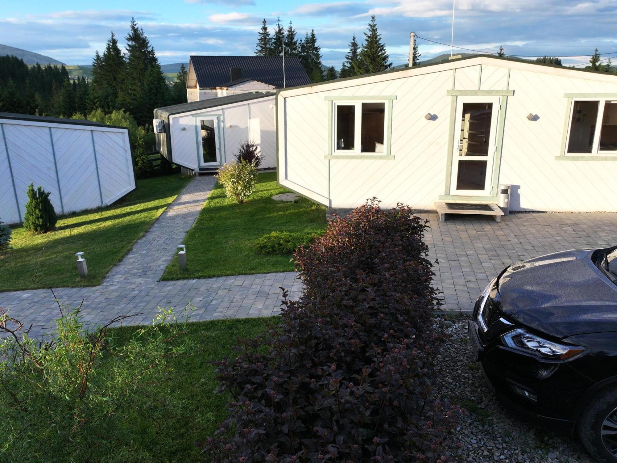 Space Place Jablunyzja Exterior foto